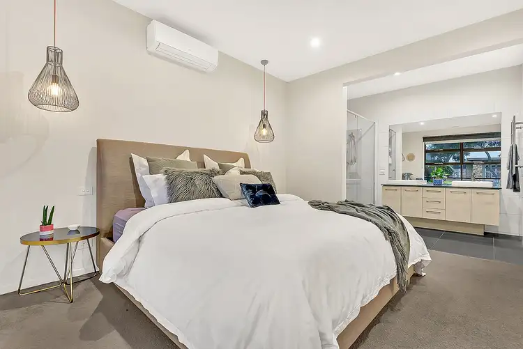 Fifth view of Homely house listing, 4 Hampstead Place, Craigieburn VIC 3064