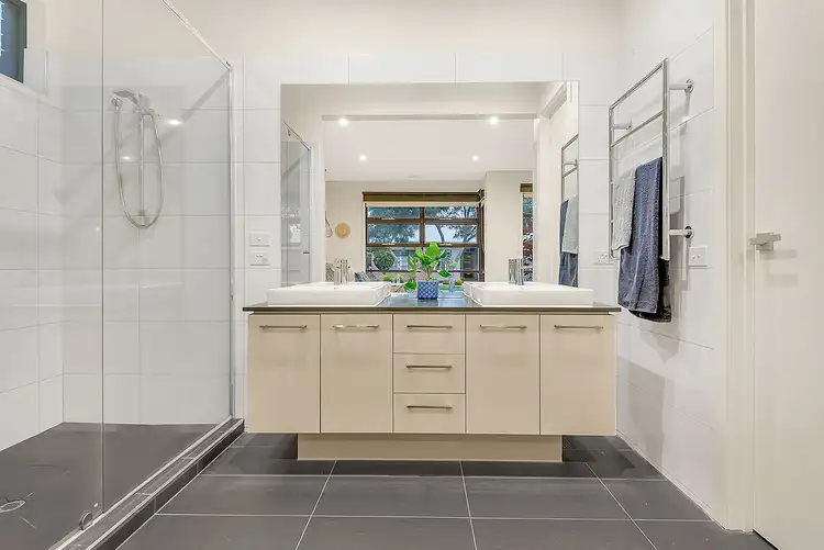 Sixth view of Homely house listing, 4 Hampstead Place, Craigieburn VIC 3064