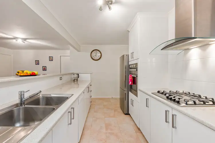 Fifth view of Homely house listing, 62 Raphael Crescent, Frankston VIC 3199