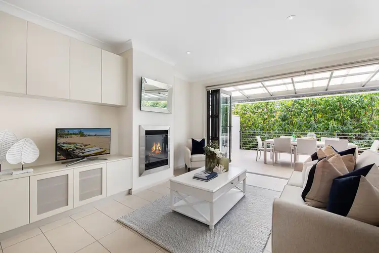4/6 Shinfield Avenue, St Ives NSW 2075