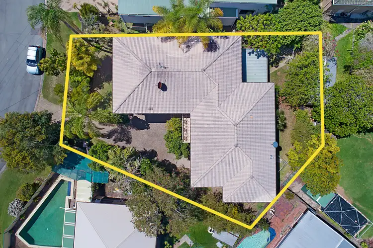 Second view of Homely block of units listing, 4 Fairlie Crescent, Moffat Beach QLD 4551