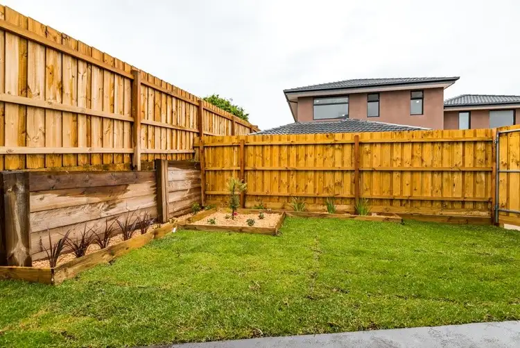 Fifth view of Homely townhouse listing, 2/13 Gonis Crescent, Carrum Downs VIC 3201
