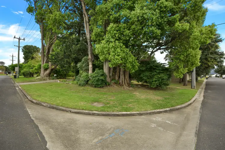 Fourth view of Homely house listing, 1 Edwards Avenue, Bomaderry NSW 2541