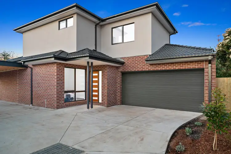 2/25 Piperita Road, Ferntree Gully VIC 3156