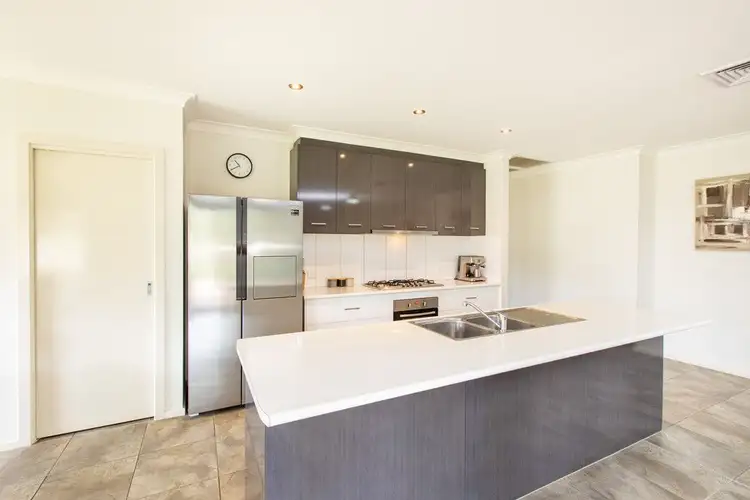 Sixth view of Homely house listing, 5 Miles Court, Mildura VIC 3500