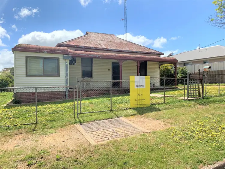 35 William Street, Young NSW 2594