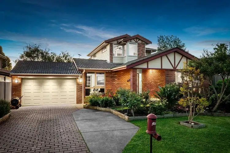 4 Henricks Court, Mill Park VIC 3082