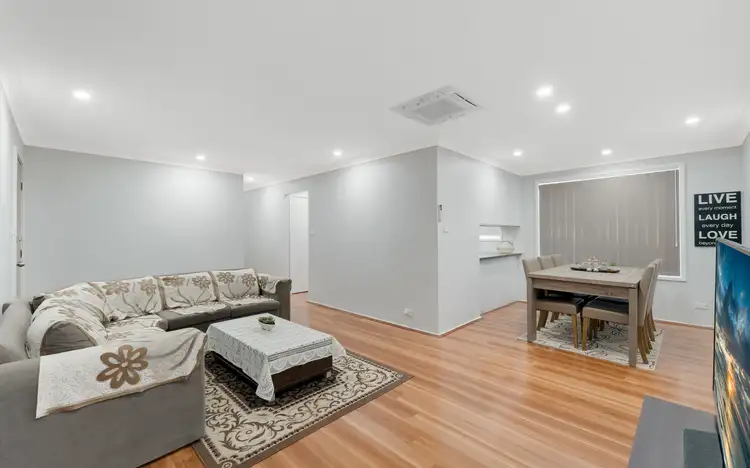 11/19 Lagonda Drive, Ingleburn NSW 2565