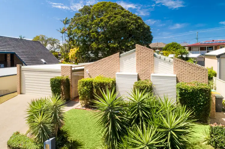 5 Carlia Street, Wynnum West QLD 4178