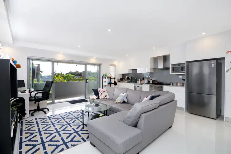 Main view of Homely apartment listing, 3/3 The Strand, Penshurst NSW 2222