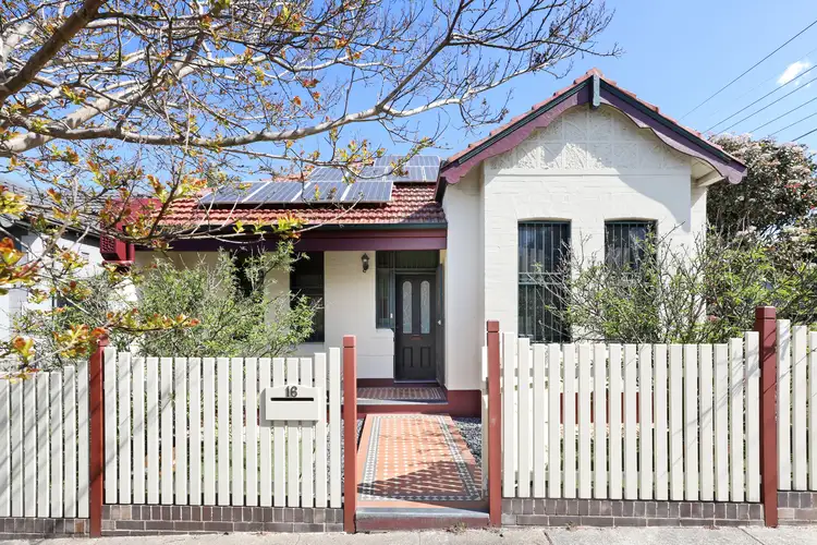 16 North Street, Marrickville NSW 2204