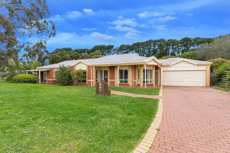 11 Cleek Crescent, Rosebud VIC 3939