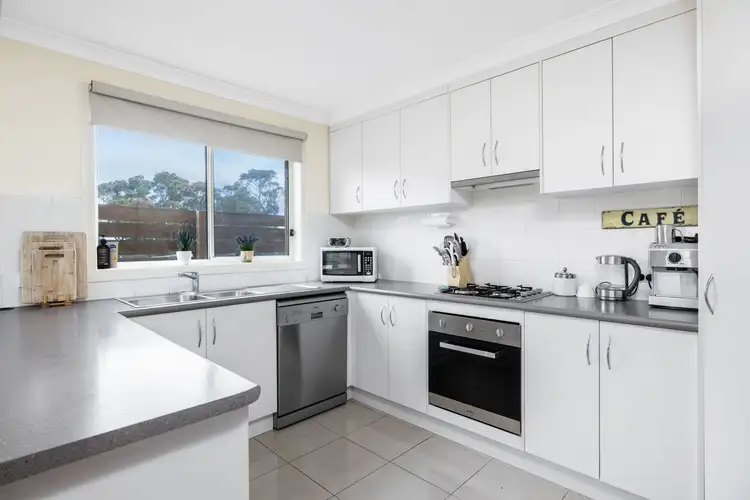 Seventh view of Homely house listing, 11 Siena Ridge, Hidden Valley VIC 3756