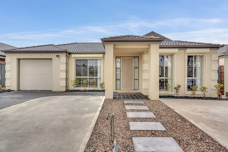 Second view of Homely house listing, 105 Mareeba Way, Craigieburn VIC 3064