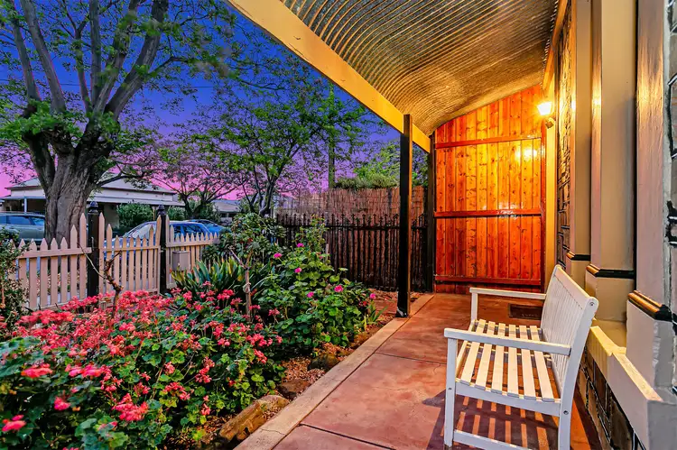 22 Close Street, Birkenhead SA 5015