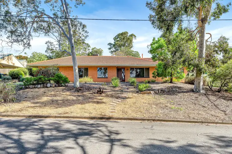 15 Roseberry Avenue, Eden Hills SA 5050