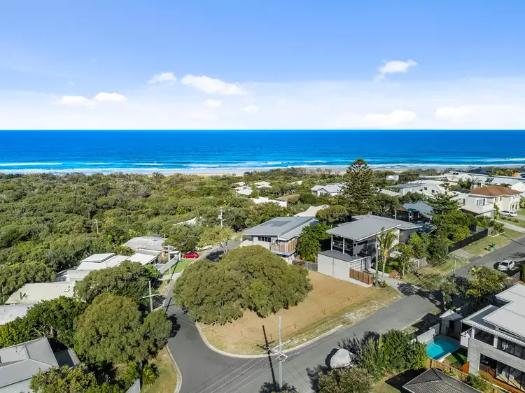 2 Kestrel Crescent, Peregian Beach QLD 4573