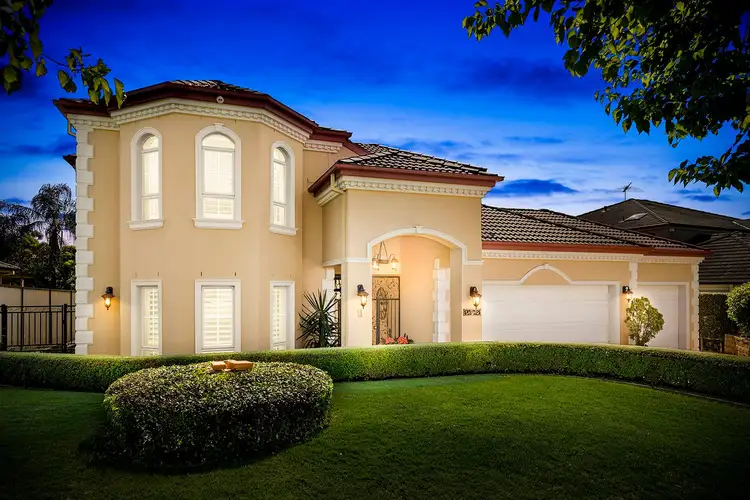 11 Octagonal Avenue, Castle Hill NSW 2154
