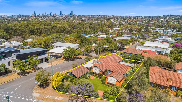 244 Banks Street, Ashgrove QLD 4060