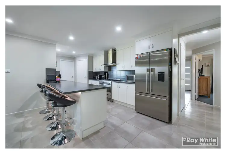 Second view of Homely house listing, 6 Peregrin Court, Parkhurst QLD 4702
