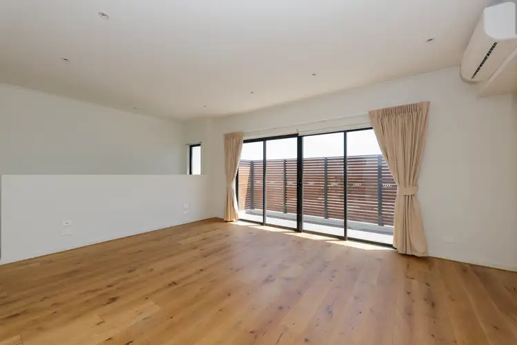 Fifth view of Homely townhouse listing, 2/32 Rathmullen Quadrant, Doncaster VIC 3108