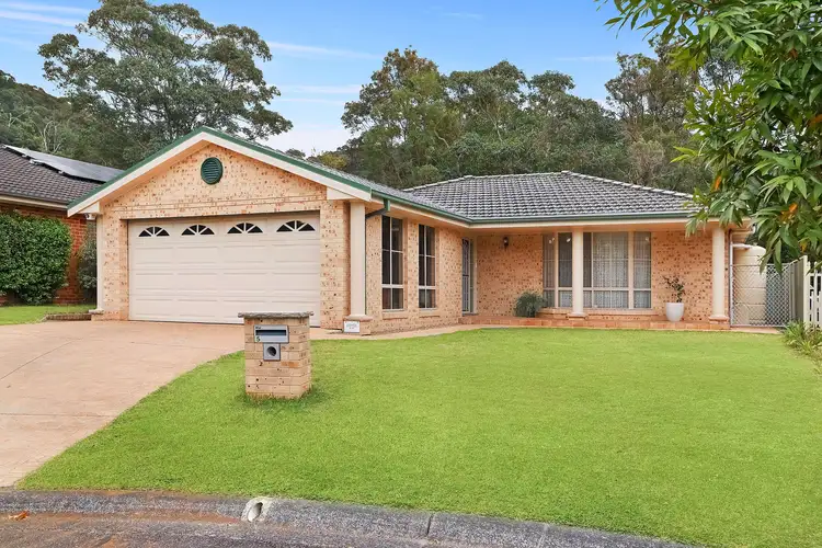 Main view of Homely house listing, 5 Finch Place, Point Clare NSW 2250