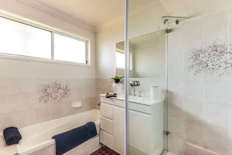 Fifth view of Homely house listing, 2 Bellbrook Close, Green Point NSW 2251