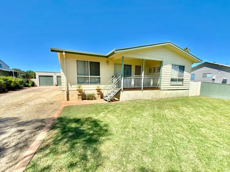60 Show Street, Forbes NSW 2871