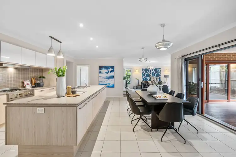 40 Bedervale Loop, Doreen VIC 3754