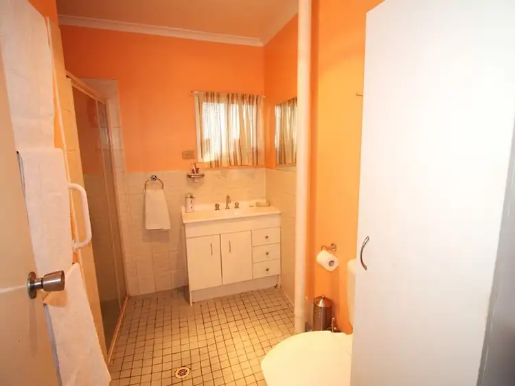 Sixth view of Homely house listing, 105 De Fontenay Road, Barmera SA 5345