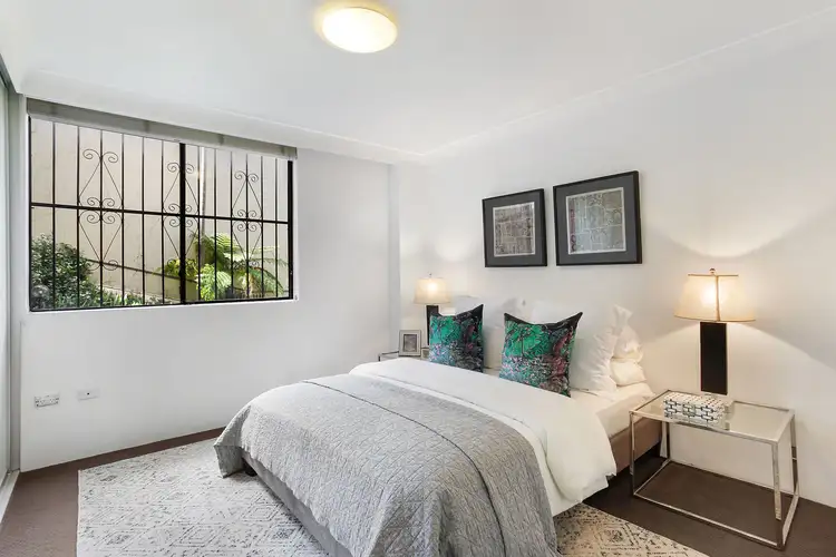 Fourth view of Homely apartment listing, 2/29-35 Roslyn Gardens, Elizabeth Bay NSW 2011