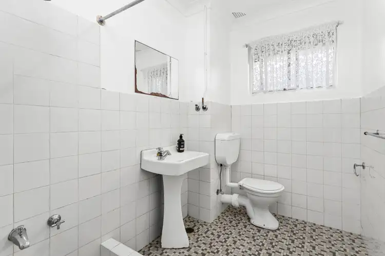 Third view of Homely unit listing, 8/14 Matthews Street, Wollongong NSW 2500
