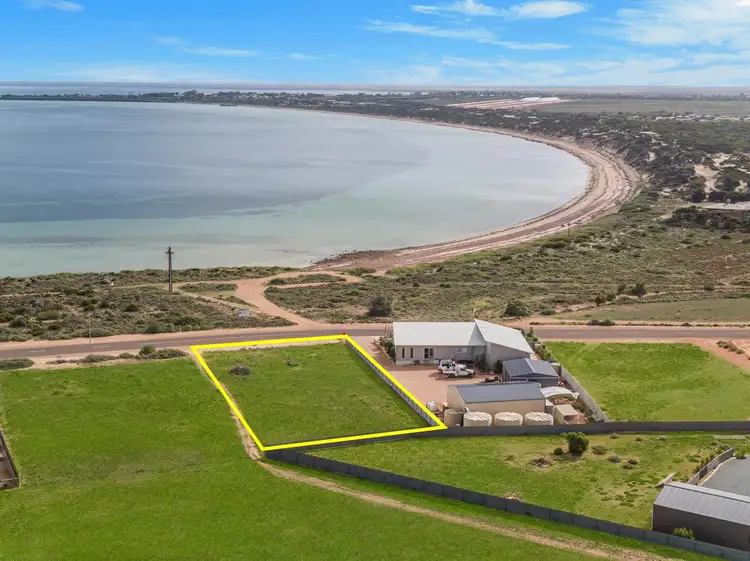 45 Bosanquet Boulevard, Ceduna SA 5690