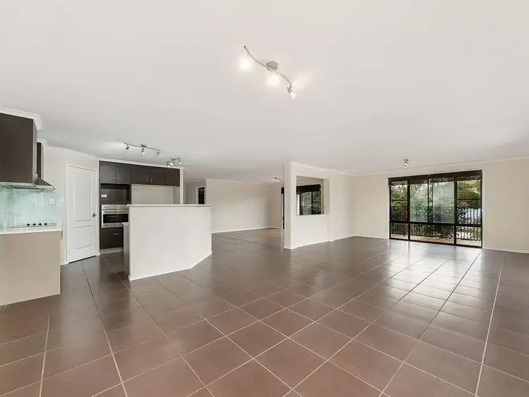 7 Snowwood Street, Reedy Creek QLD 4227