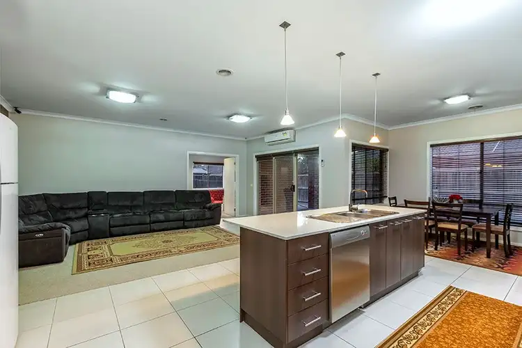 Fifth view of Homely house listing, 7 Papillon Parade, Tarneit VIC 3029