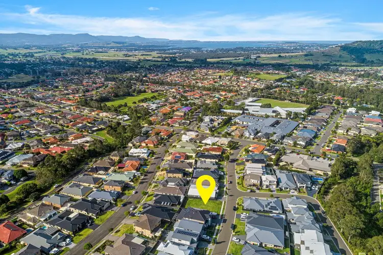 16 Holroyd Street, Albion Park NSW 2527