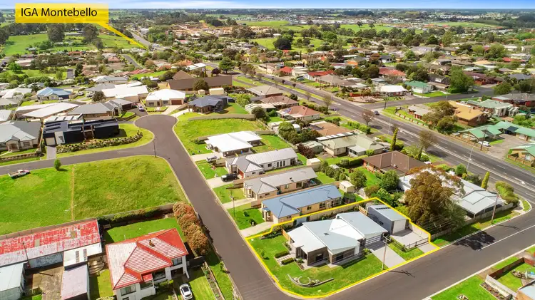 Second view of Homely house listing, 2 Mountain Court, Mount Gambier SA 5290