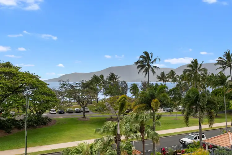 34/275 The Esplanade, Cairns North QLD 4870