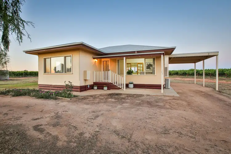623 Dairtnunk Avenue, Cardross VIC 3496