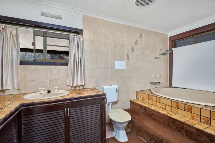 Fifth view of Homely house listing, 2 Kiriwina Close, Trinity Beach QLD 4879