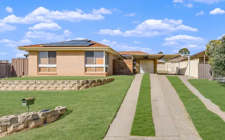 13 Glendower Street, Rosemeadow NSW 2560
