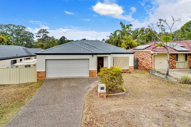 6 Merganser Place, Forest Lake QLD 4078