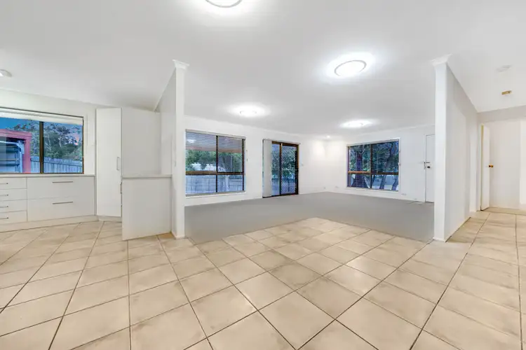 10 Mendip Street, Rochedale South QLD 4123