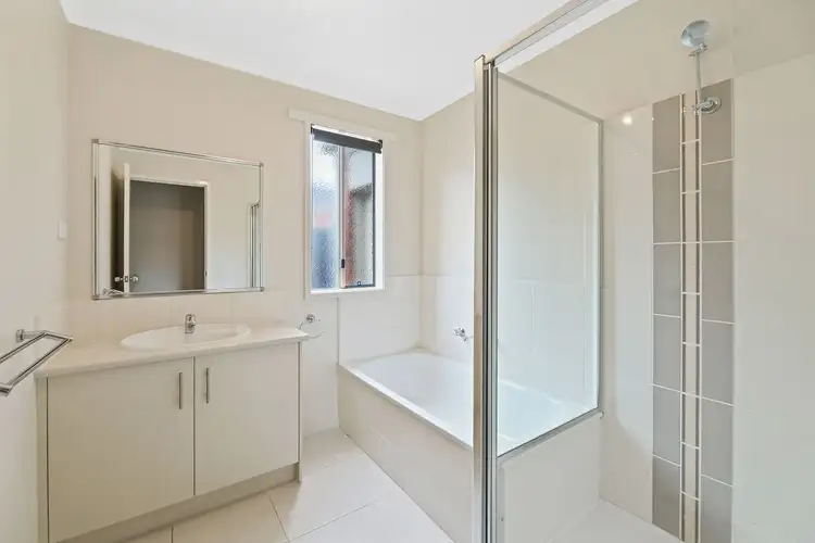 Fifth view of Homely house listing, 2/33 Oak Avenue, Longwarry VIC 3816