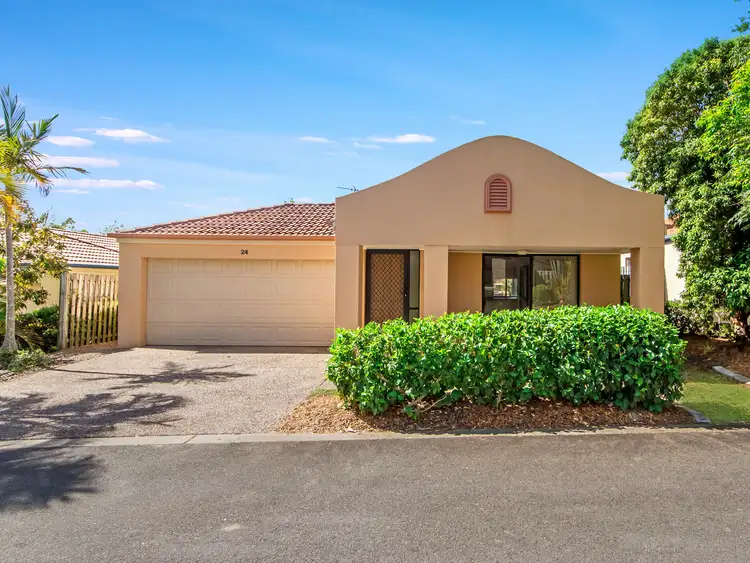24/1 Studio Drive, Pacific Pines QLD 4211