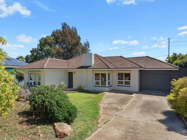 Second view of Homely house listing, 5 Graham Avenue, Hackham SA 5163