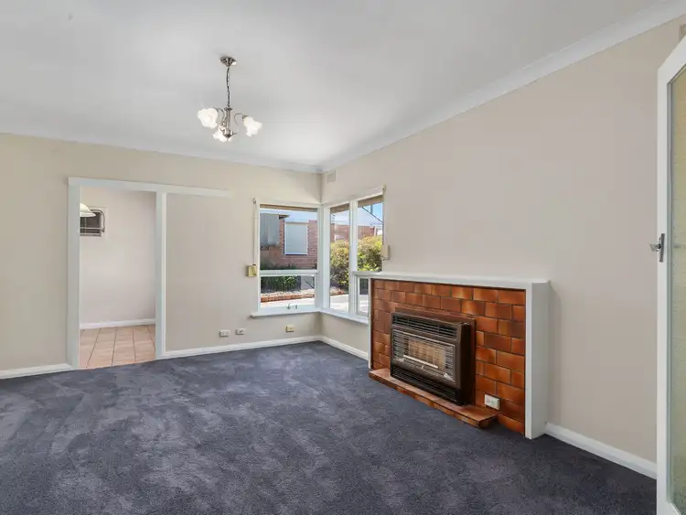 Fifth view of Homely house listing, 5 Graham Avenue, Hackham SA 5163