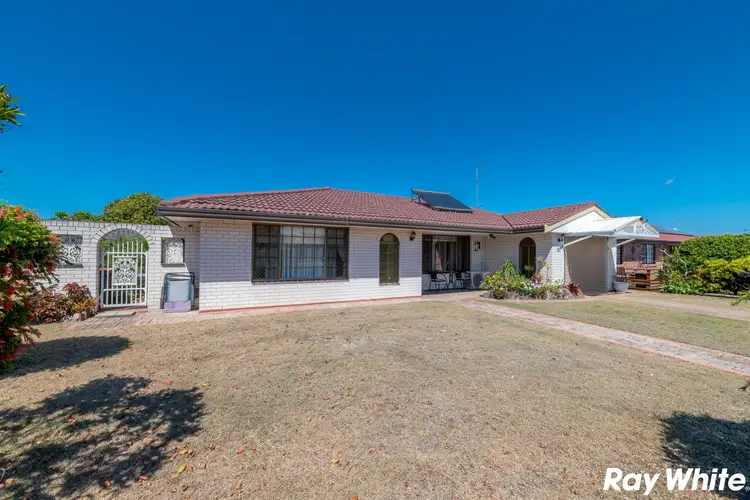 2 De Lore Crescent, Tuncurry NSW 2428