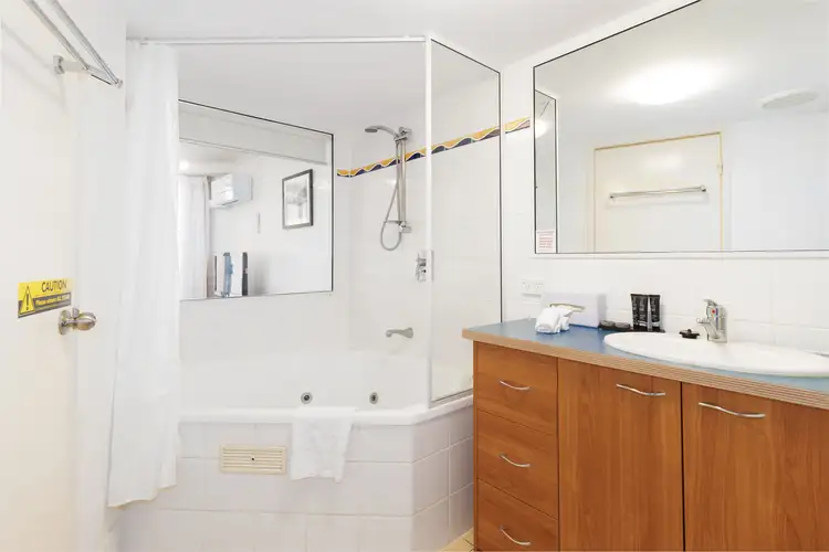 Fifth view of Homely unit listing, Unit 403 Mantra Resort, Buccaneer Drive, Urangan QLD 4655