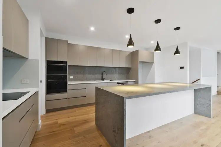 19B Riviera Street, Seaford VIC 3198